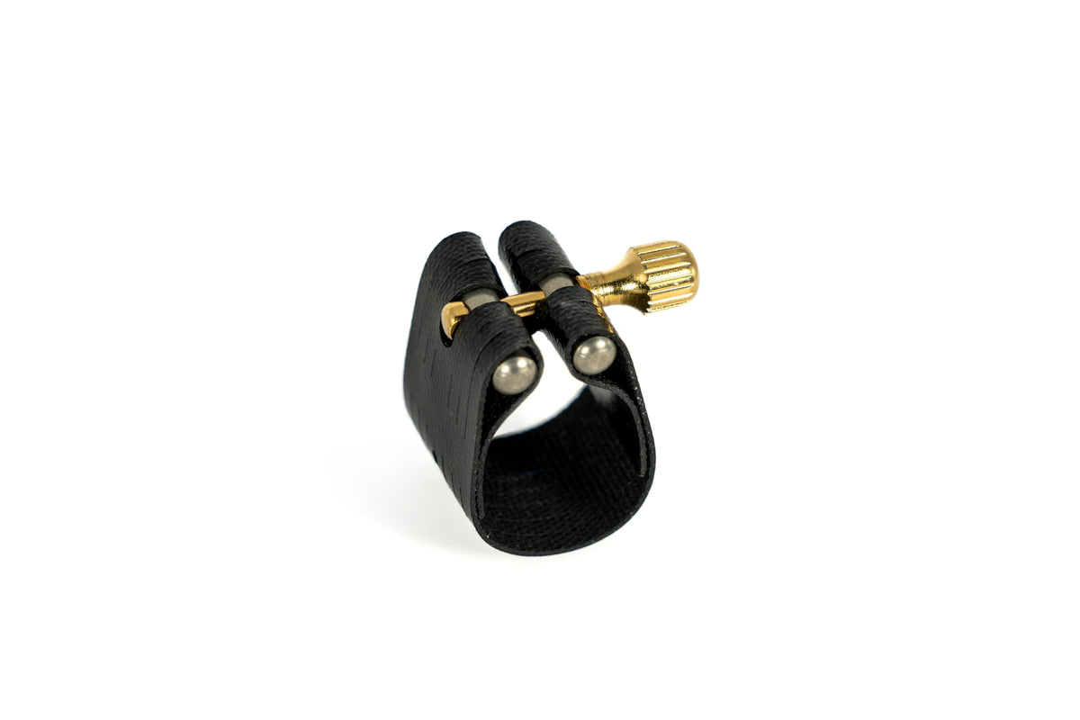 Alto Saxophone Ligature & Plastic Cap D936