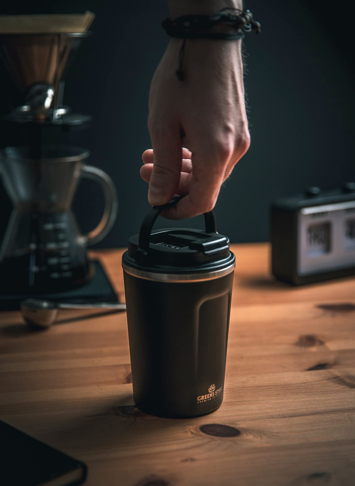16 oz Black Stainless Steel Insulated Coffee Cup with Lid and Handle R43483