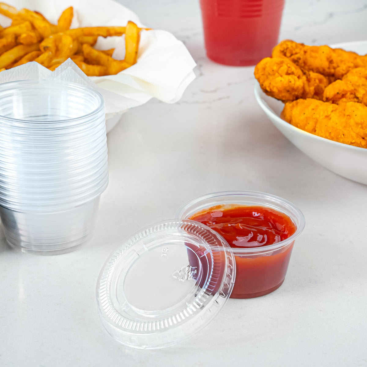 2oz 50 Count BPA Free Disposable Plastic To-Go Cups and Lids O42701